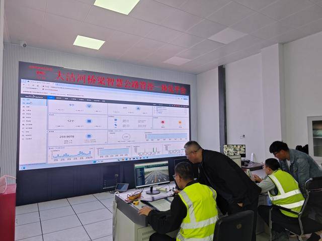 新進展<strong></p>
<p>機電設備</strong>！國道204大沽河橋梁工程機電設備順利通過交工質量核驗:機電設備